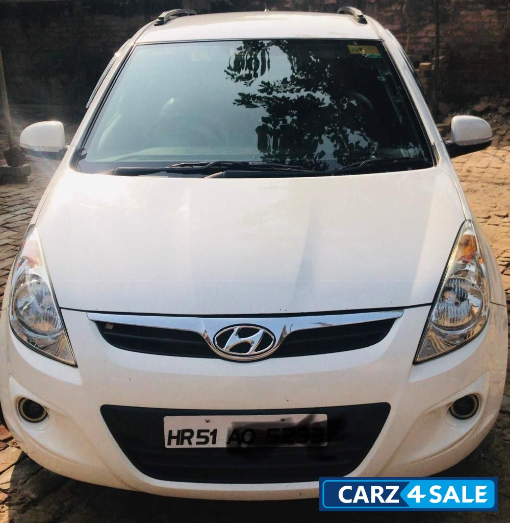 Hyundai i20 Sportz 1.4 CRDi