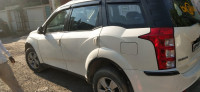 White Mahindra XUV 500 W8 4WD