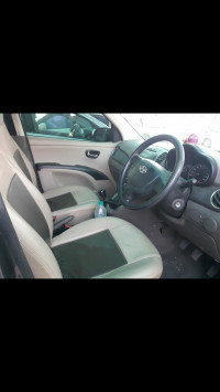 Grey Hyundai i10 1.2 Sportz