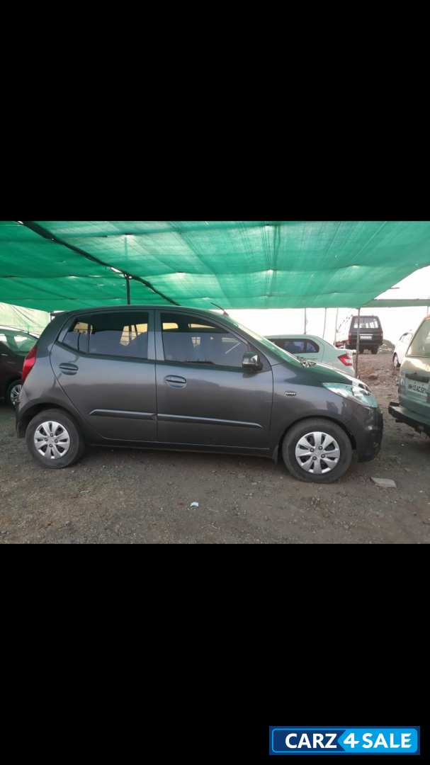 Grey Hyundai i10 1.2 Sportz Grey Hyundai i10 1.2 Sportz