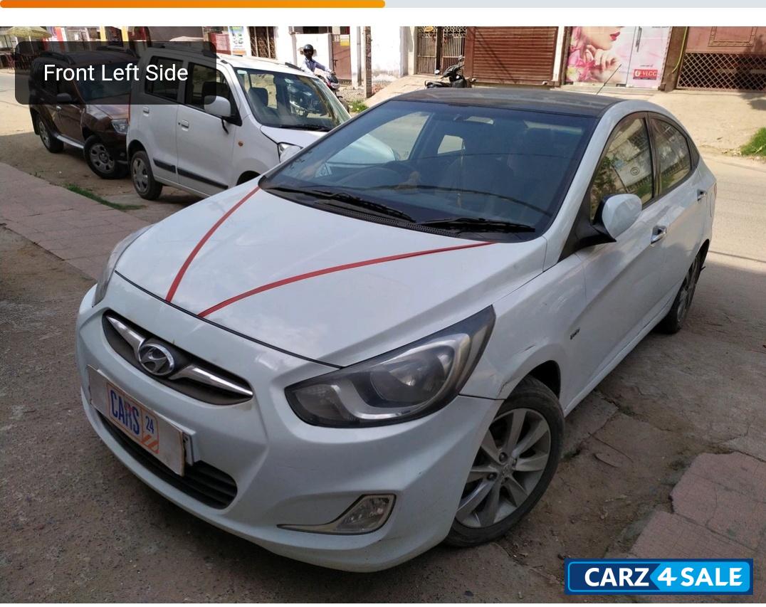 White Hyundai Verna Petrol