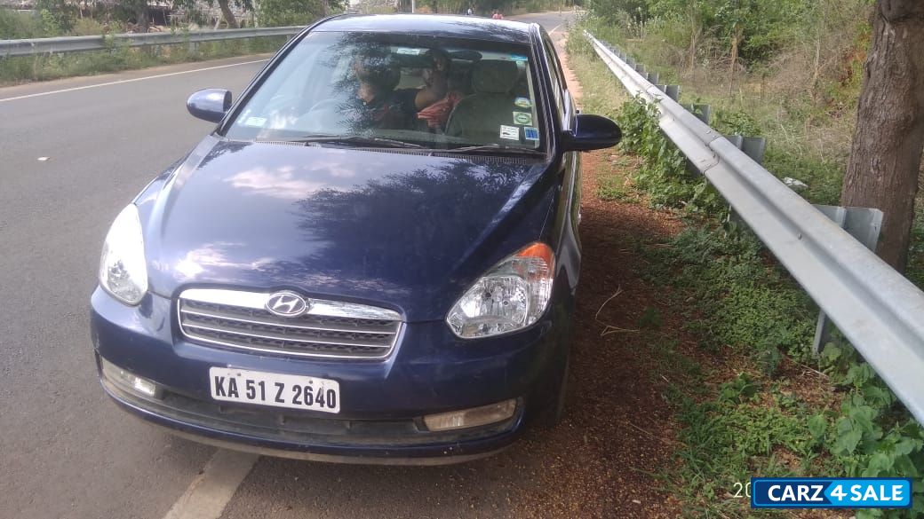 Deep Ocean Blue Hyundai Verna Transform 1.6 SX VTVT