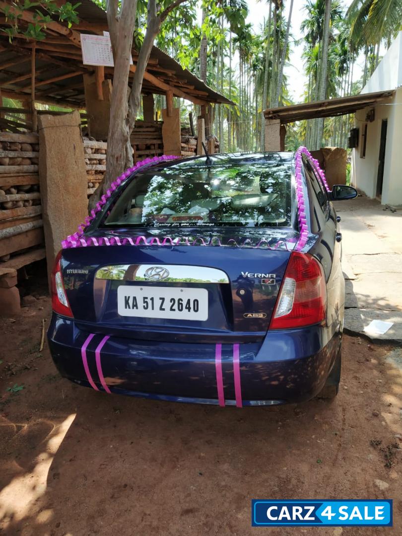 Deep Ocean Blue Hyundai Verna Transform 1.6 SX VTVT