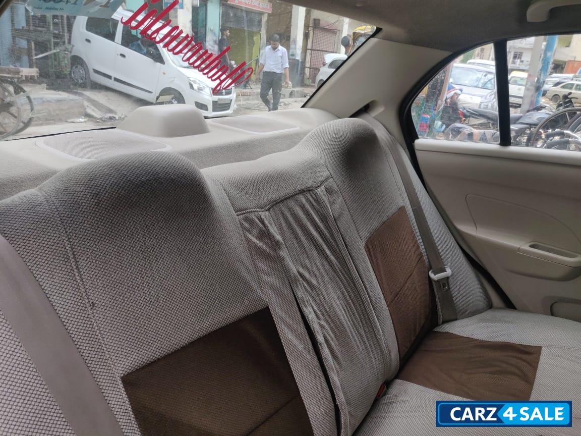 Maruti Suzuki Dzire LXI Petrol