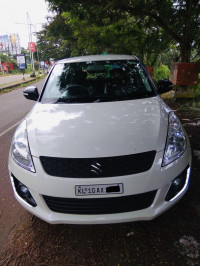 Pearl Arctic White Maruti Suzuki Swift VDi ABS BS-IV