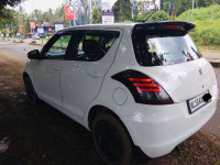 Pearl Arctic White Maruti Suzuki Swift VDi ABS BS-IV