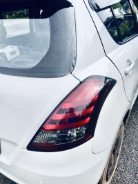 Pearl Arctic White Maruti Suzuki Swift VDi ABS BS-IV