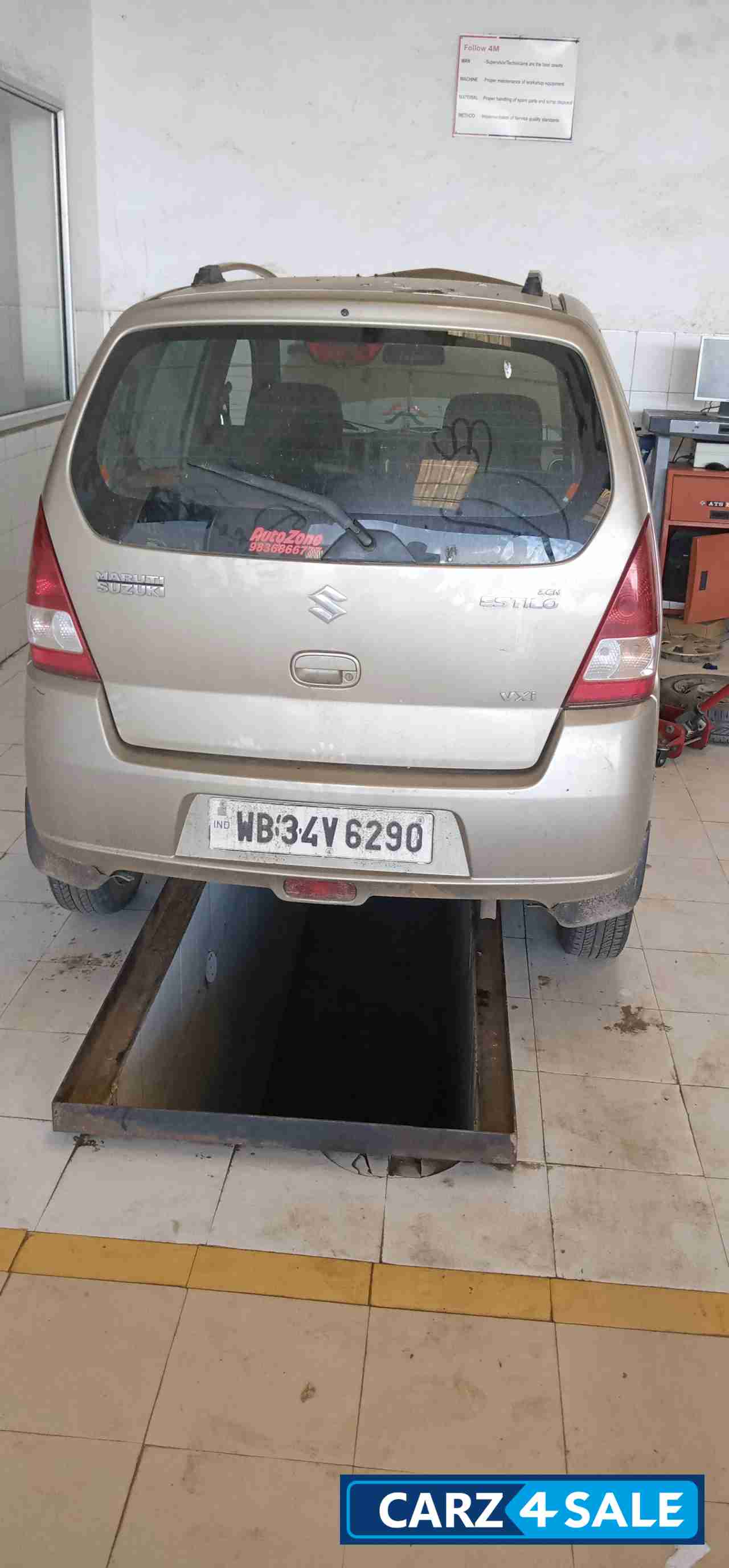 Silver Maruti Suzuki Estilo VXi