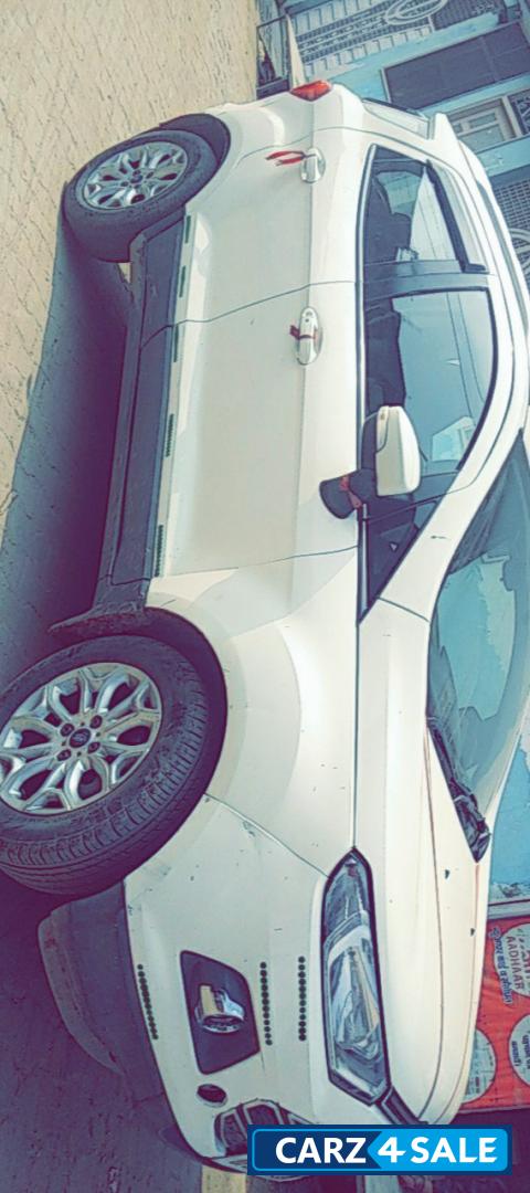 Ford EcoSport 1.5 Diesel Titanium MT