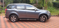Dolphin Grey Mahindra XUV 500 W8 2WD