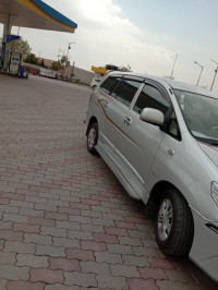 Toyota Innova 2.5 G 7 STR BS-IV