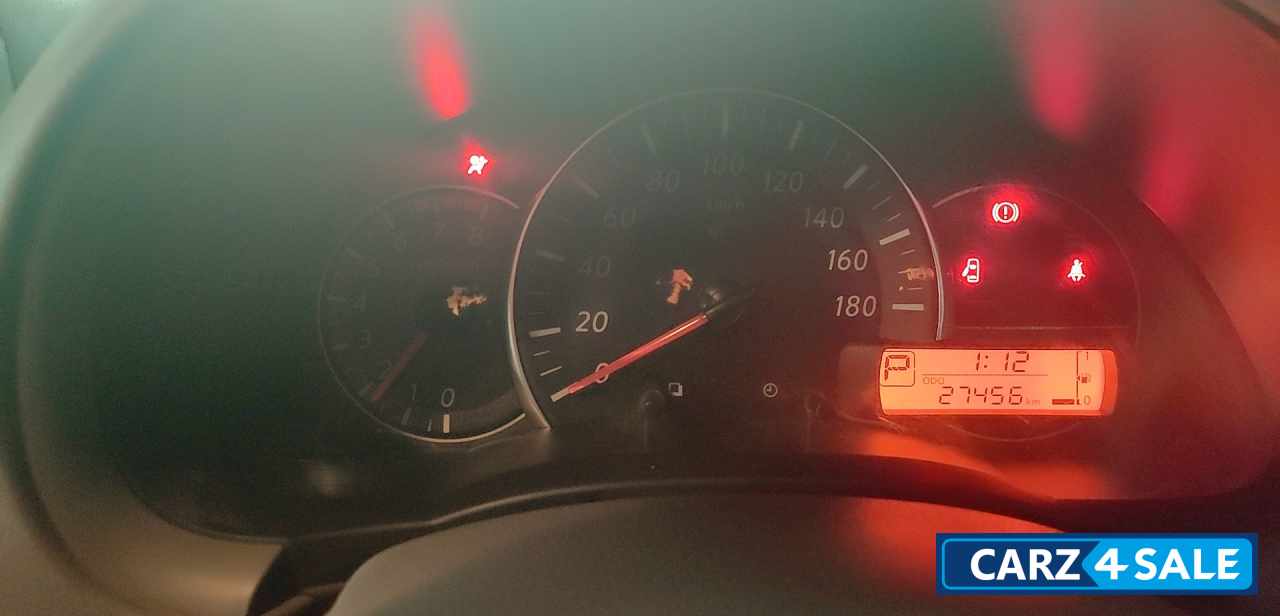 Maroon Nissan Micra XV CVT