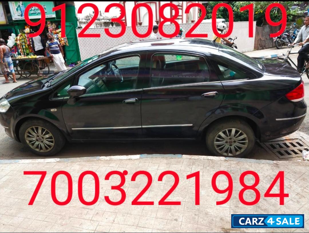 Black Fiat Linea Emotion 1.3L Multijet Diesel