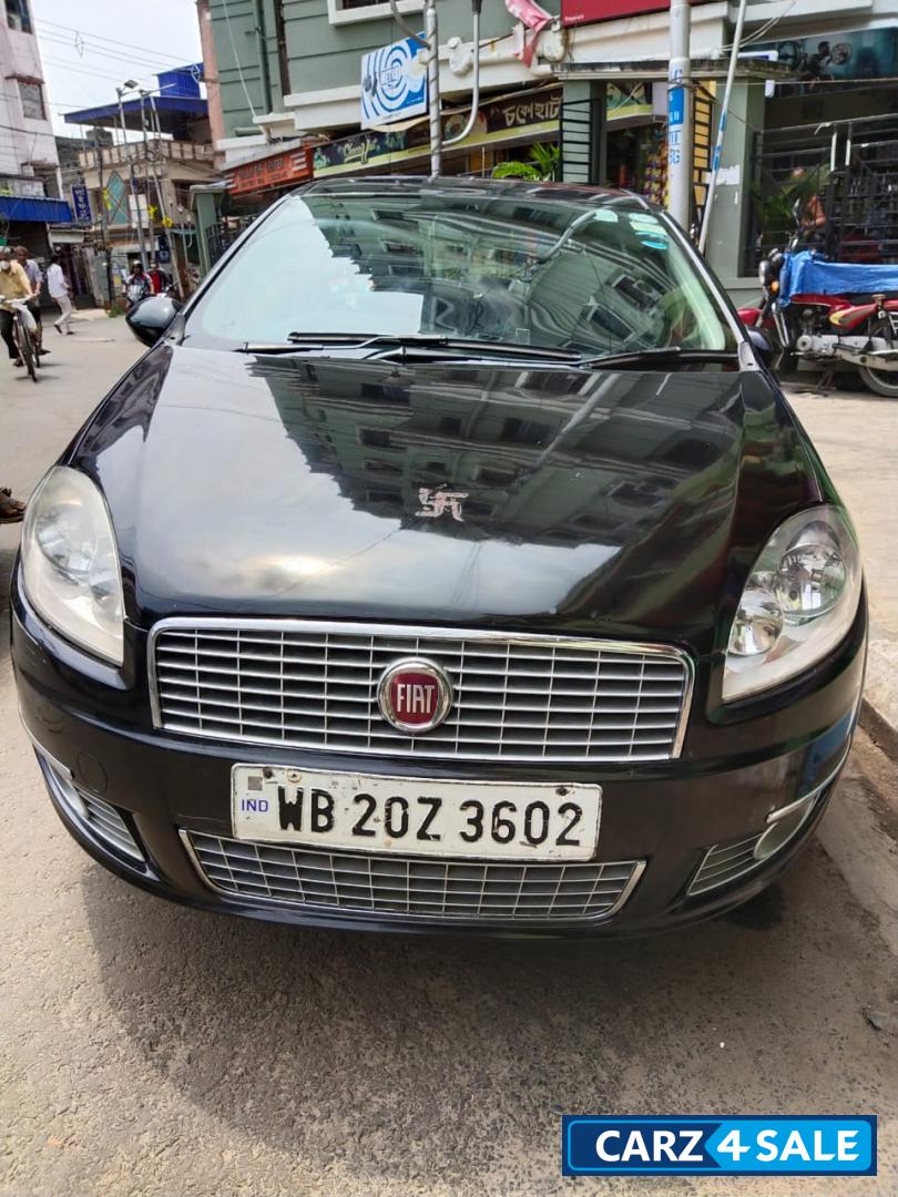 Black Fiat Linea Emotion 1.3L Multijet Diesel