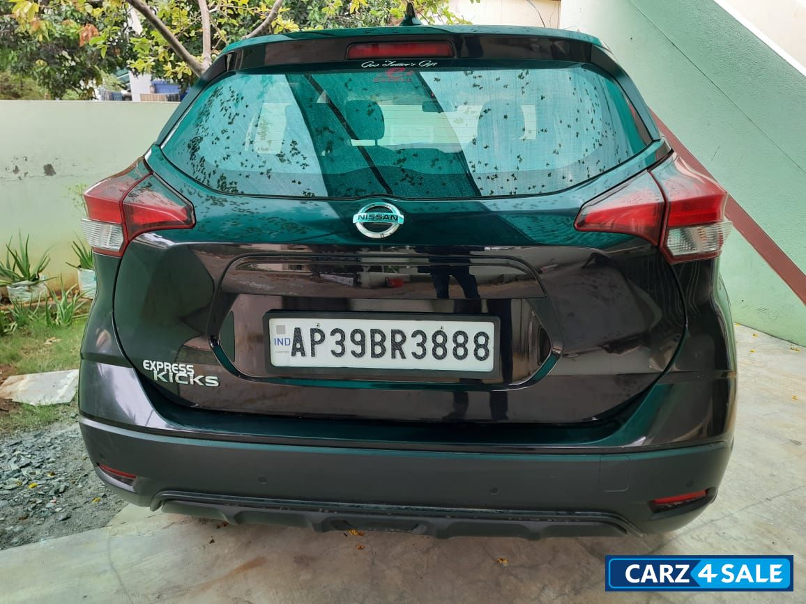 Night Shade Nissan Kicks XL 1.5 K9K dCi Diesel