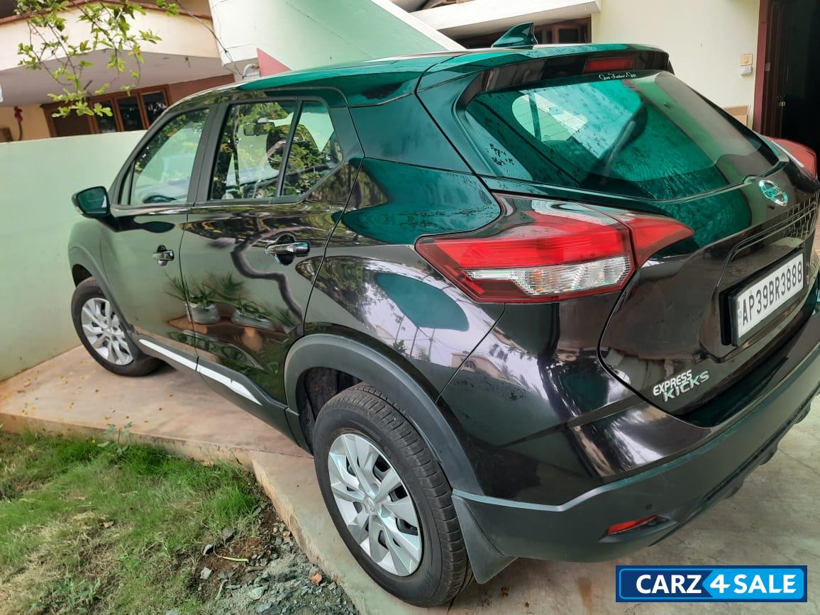 Night Shade Nissan Kicks XL 1.5 K9K dCi Diesel