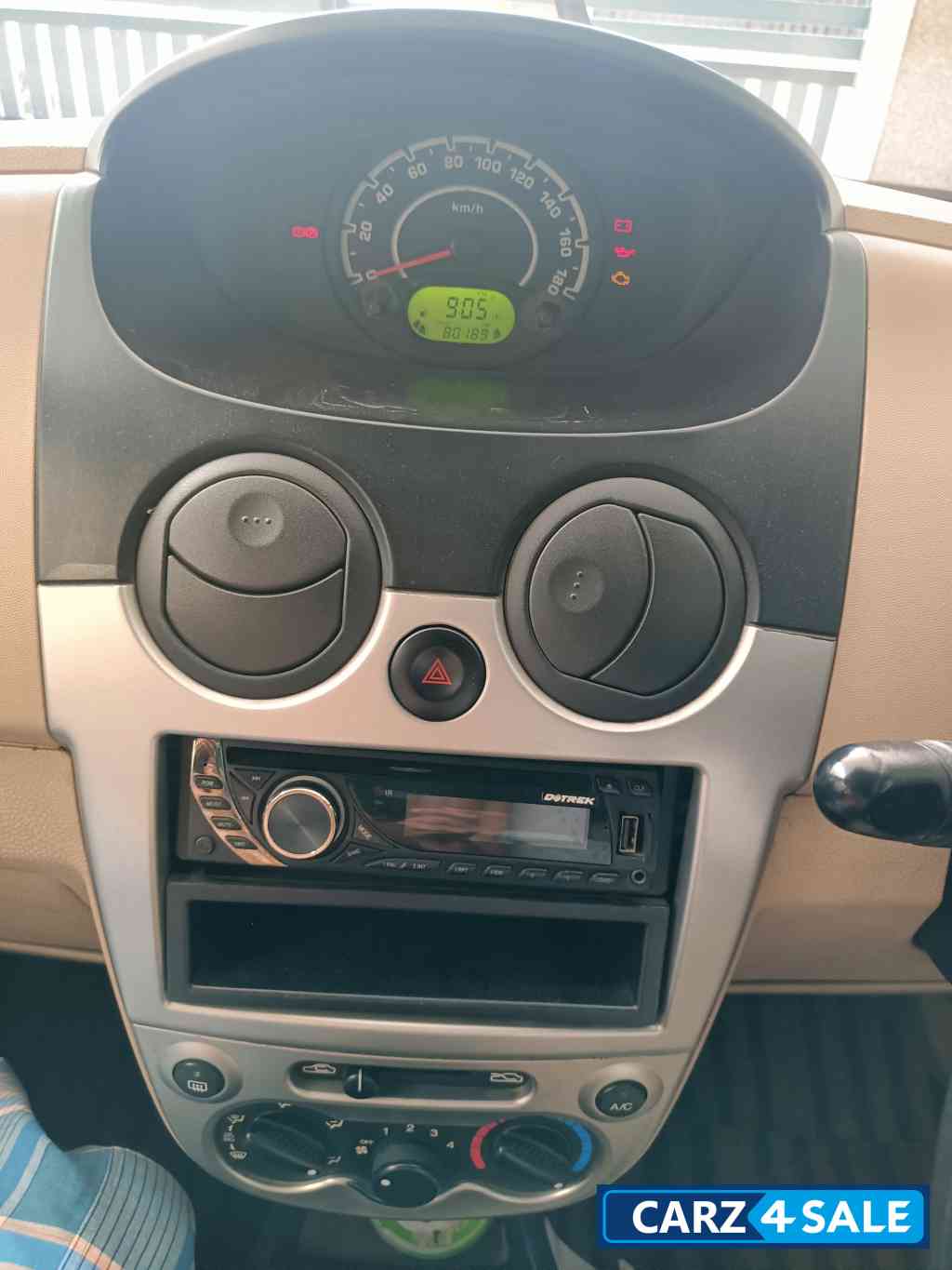 Shift Grey Chevrolet Spark LT 1.0