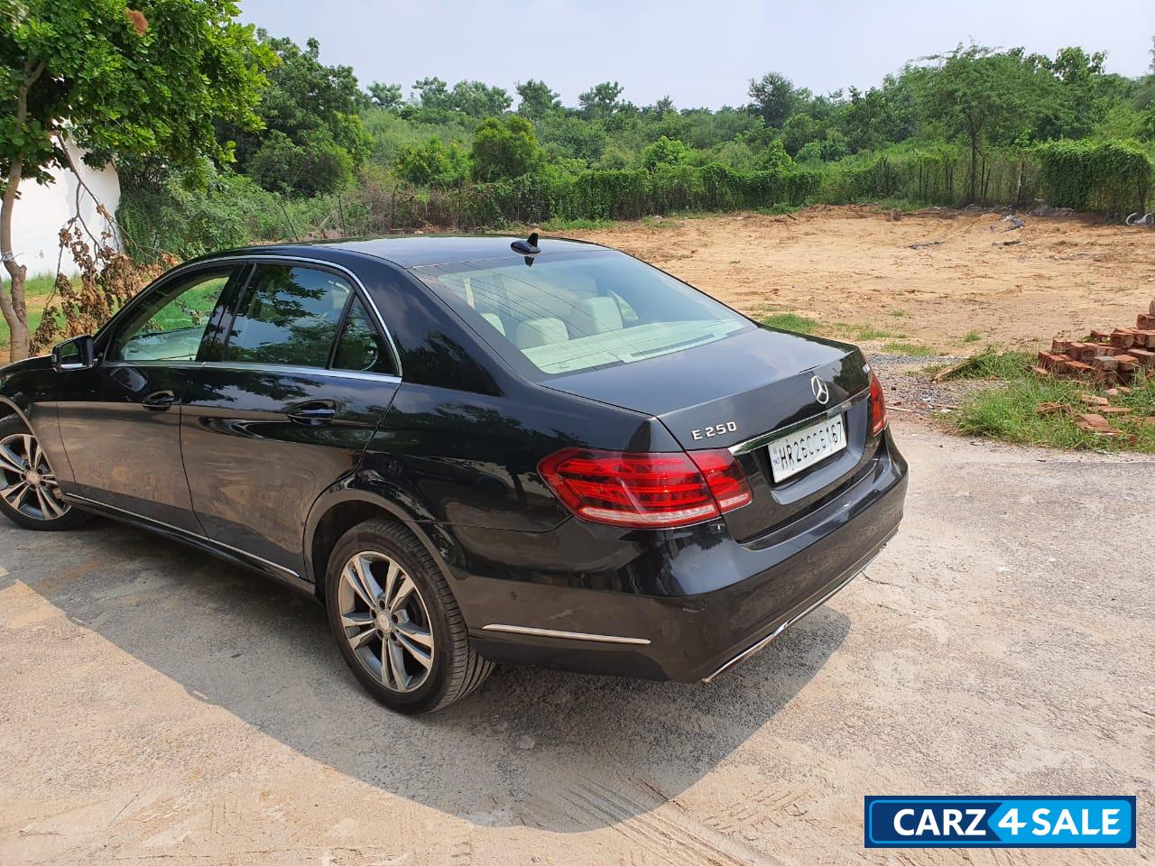 Mercedes-Benz E-Class E250 CDI Classic Mercedes-Benz E-Class E250 CDI Classic