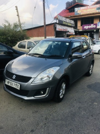 Glistening Grey Maruti Suzuki Swift VXI