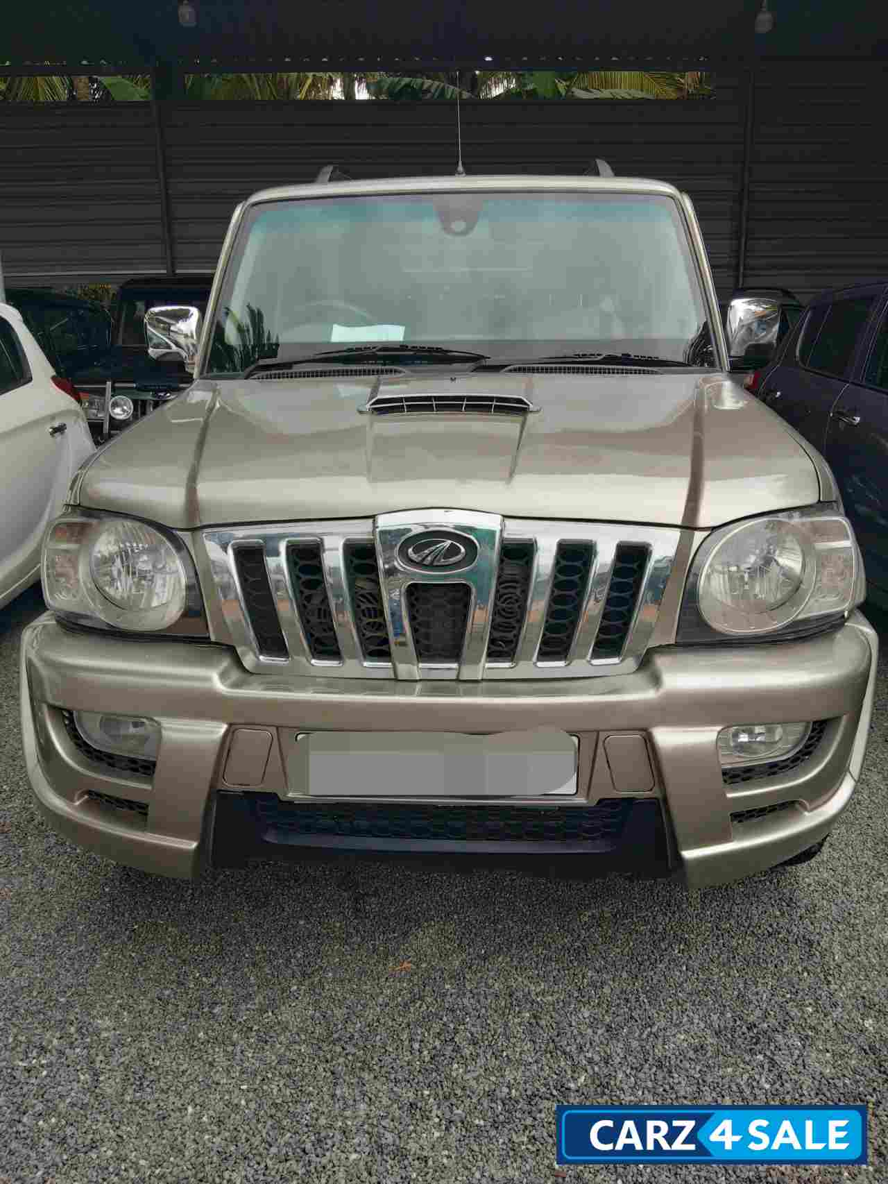 Gold Mahindra Scorpio Diesel