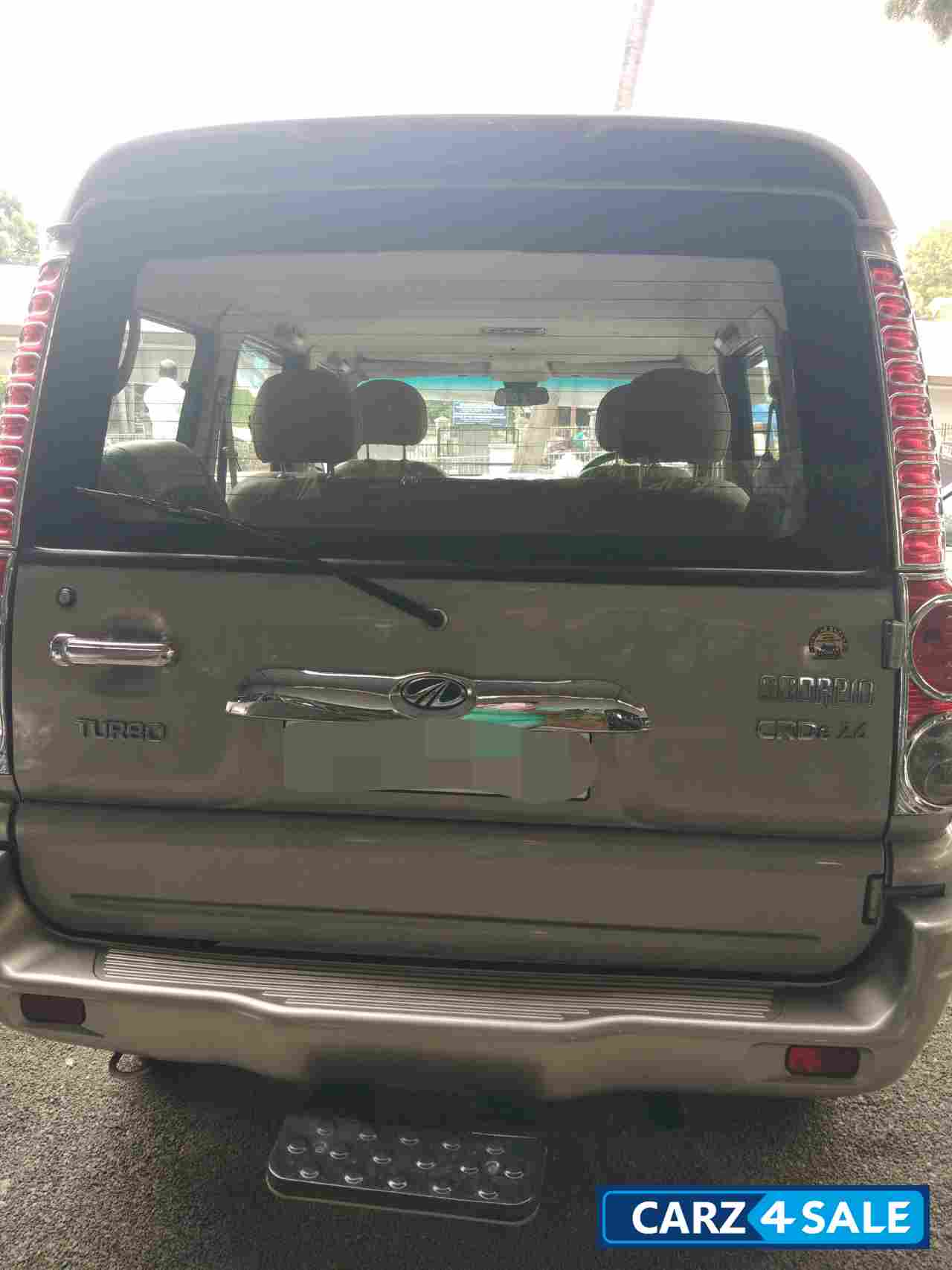Gold Mahindra Scorpio Diesel