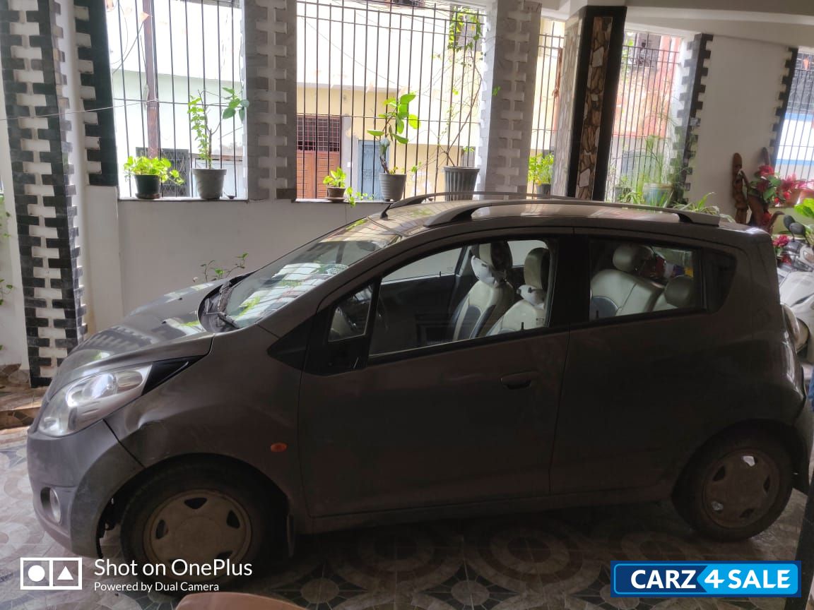 Brown Chevrolet Beat LT