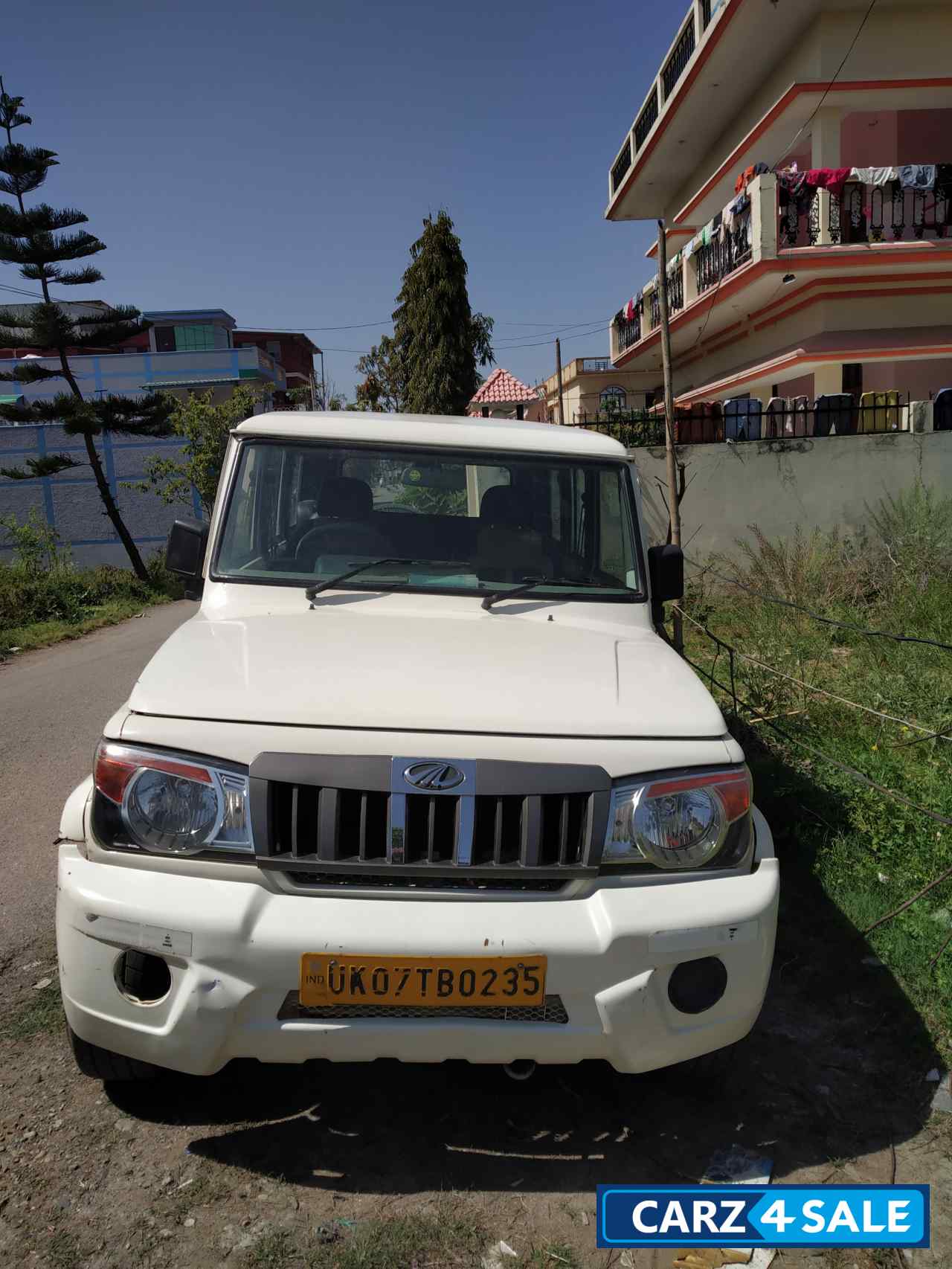 Mahindra Bolero SLE BS IV
