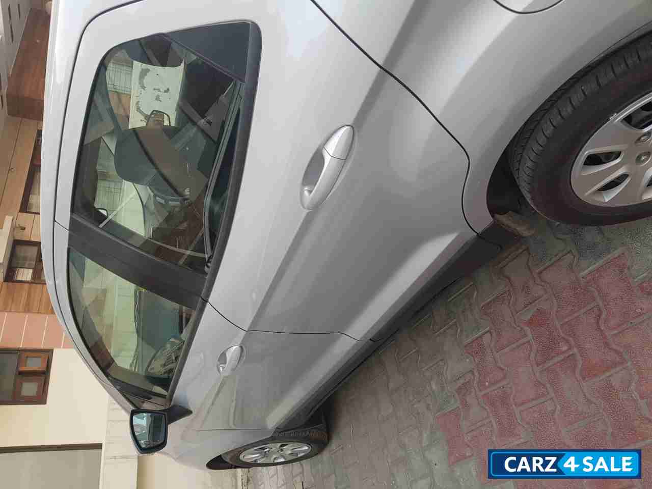 Moon Dust Silver Ford EcoSport 1.5 Diesel Trend MT