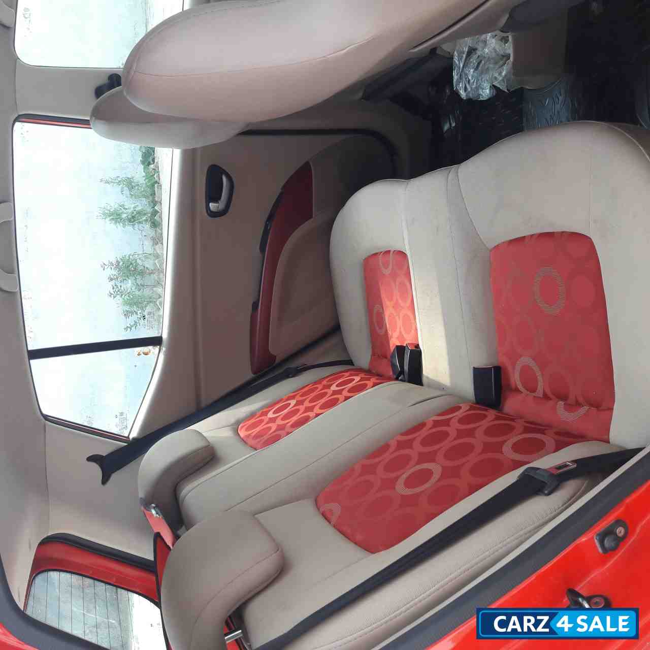 Red Hyundai i10 1.2 Sportz