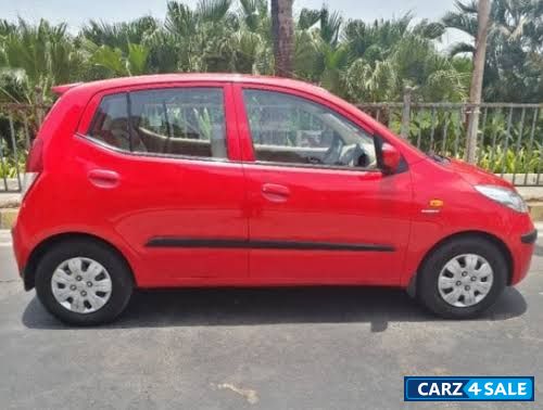 Red Hyundai i10 1.2 Sportz