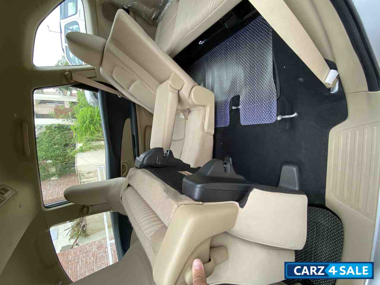 Silver Metallic Honda Mobilio V Diesel