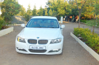 White BMW 3-Series 320d