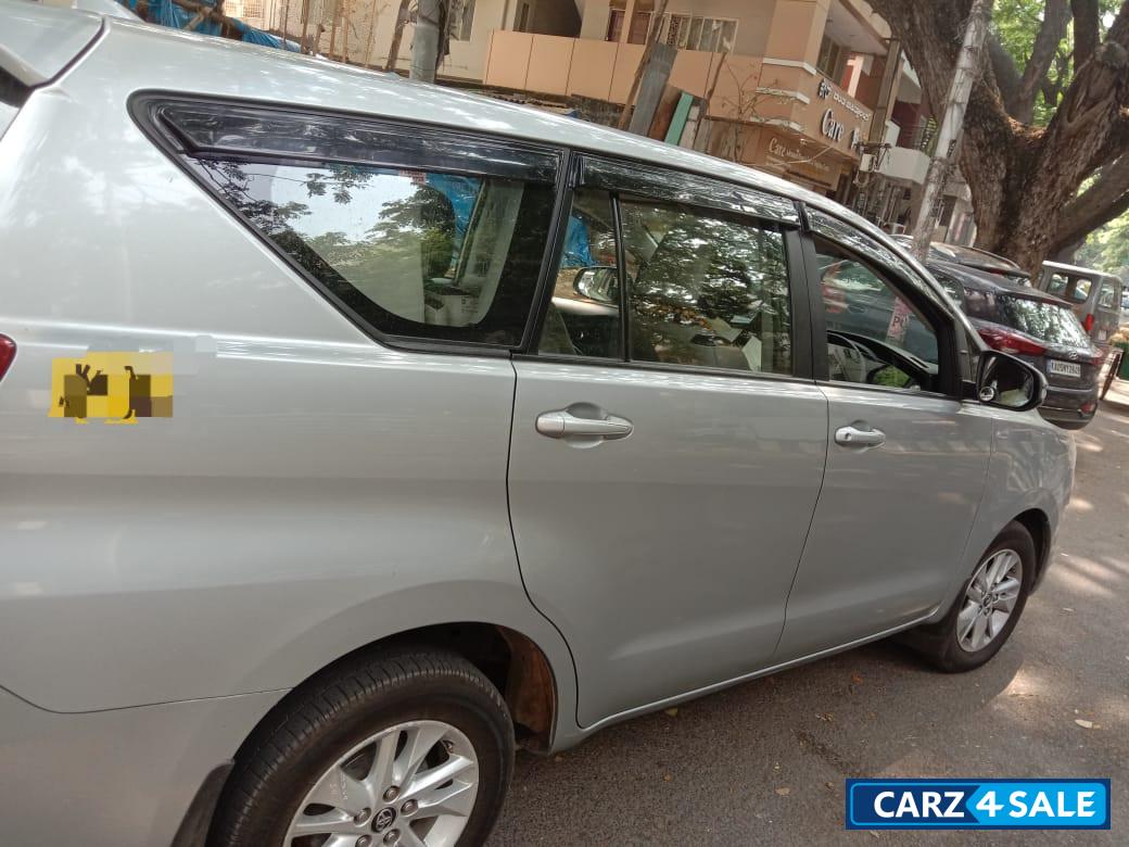 Toyota Innova Crysta 2.4 GX MT 8 Seater Diesel