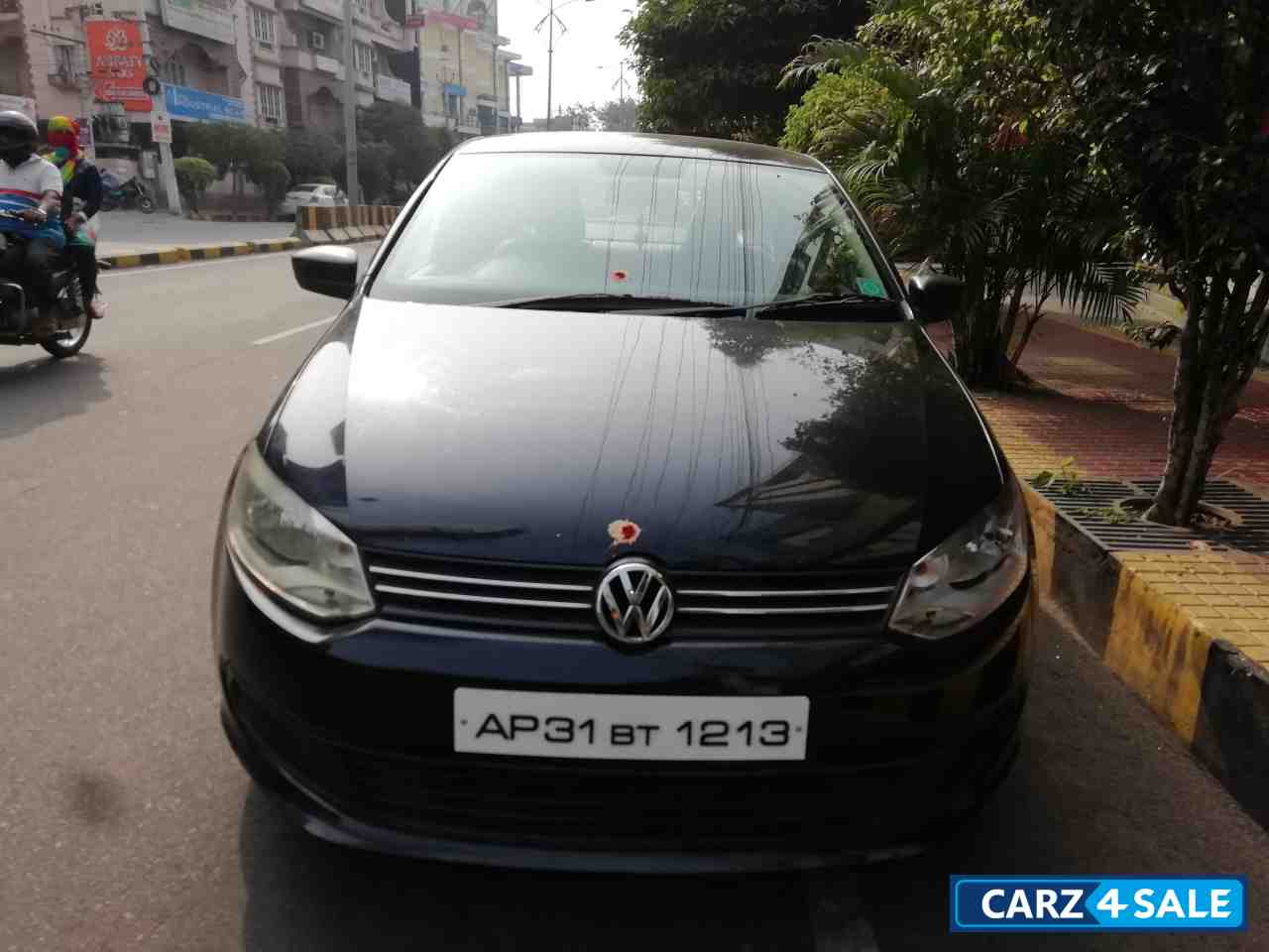 Black Volkswagen Vento Diesel Trendline