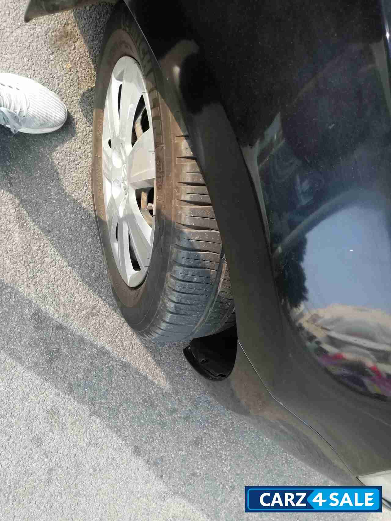 Black Volkswagen Vento Diesel Trendline