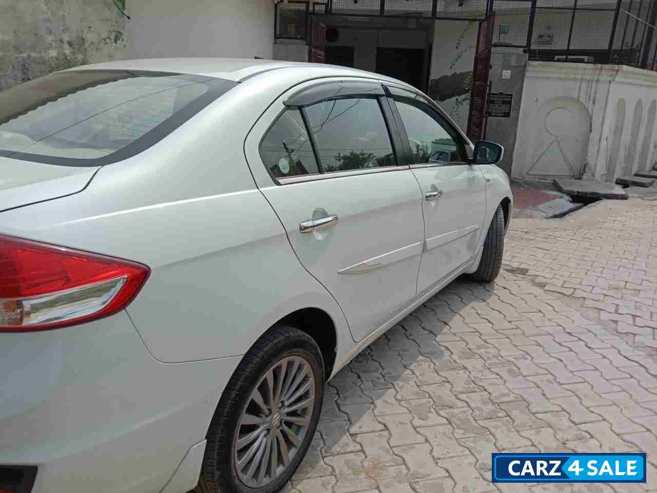 Maruti Suzuki Ciaz ZDi Plus SHVS
