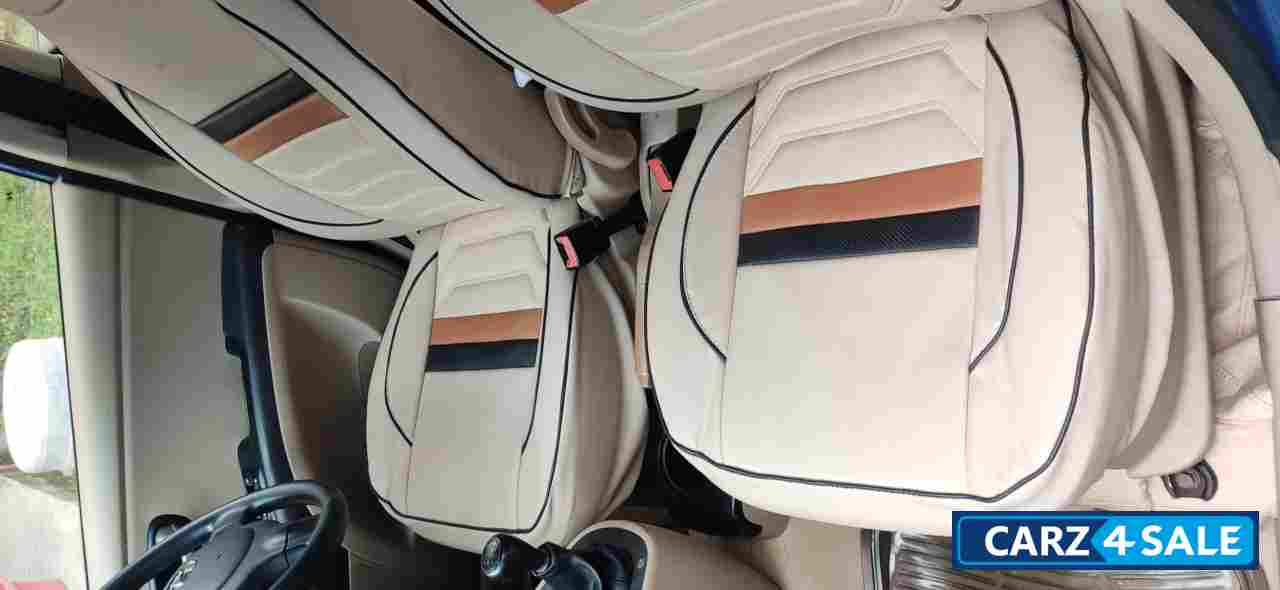 Blue Hyundai i10 1.1 Magna