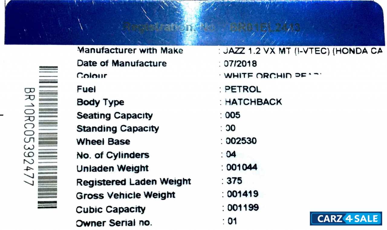 Pearl White Honda Jazz VX CVT Petrol