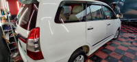 Toyota Innova 2.5 EV PS 7 STR BS-IV