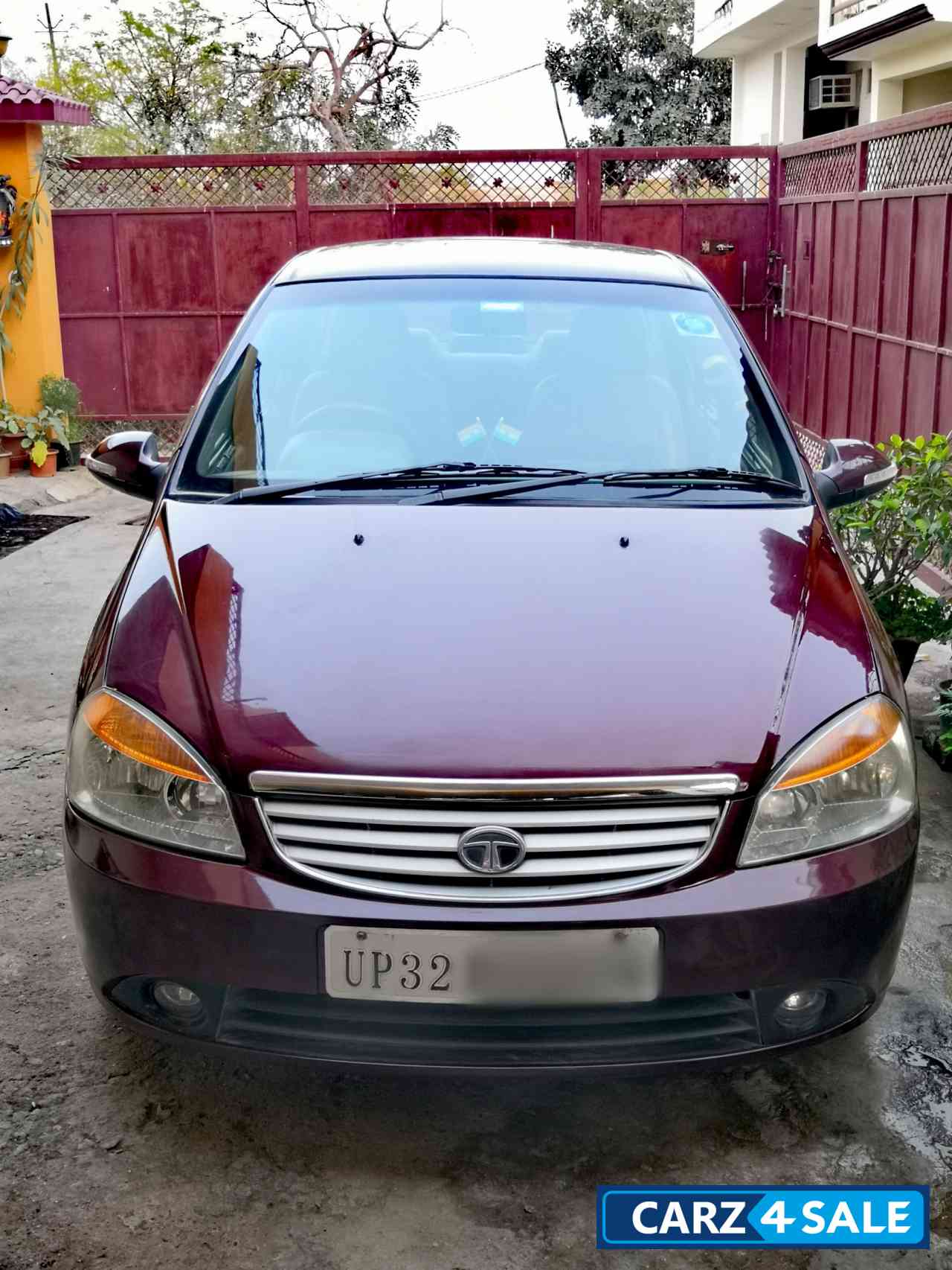 Tata Indigo eCS VX CR4 BS-IV Tata Indigo eCS VX CR4 BS-IV