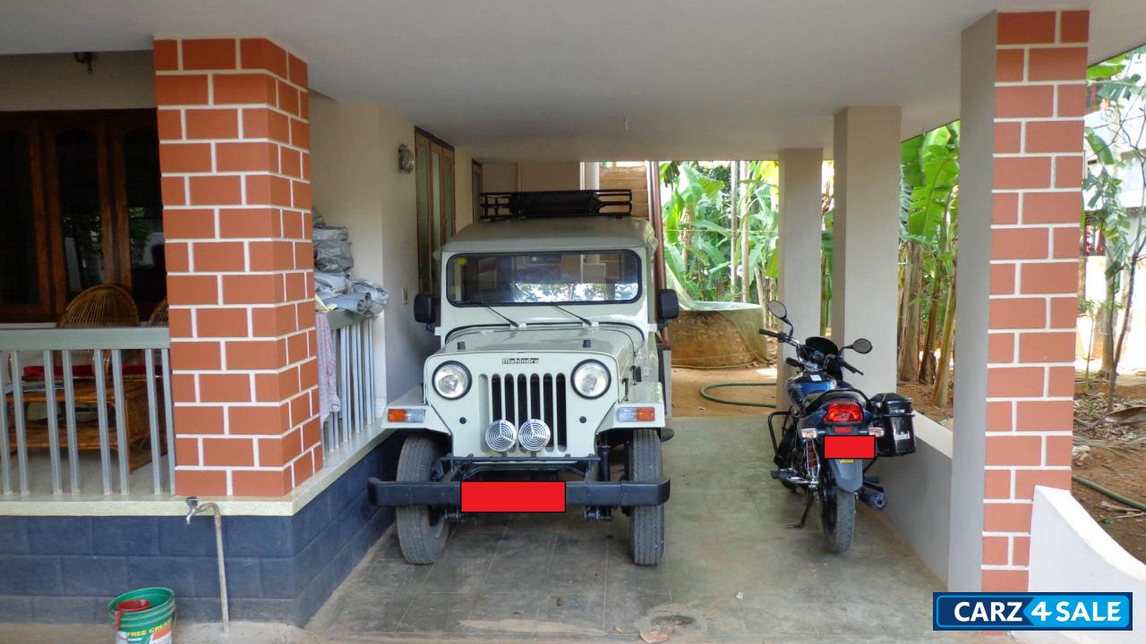 Mahindra Jeep