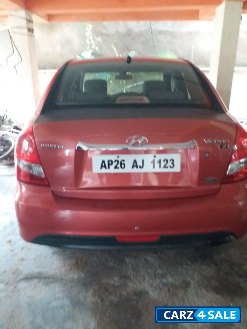 Blushing Red Hyundai Verna Transform 1.5 SX CRDi Blushing Red Hyundai Verna Transform 1.5 SX CRDi