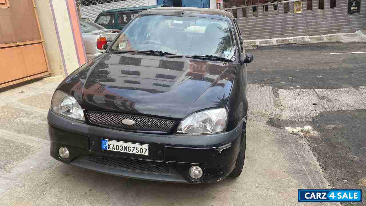 Ford Ikon 1.3 Flair Ford Ikon 1.3 Flair