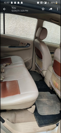 Toyota Innova 2.5 G1