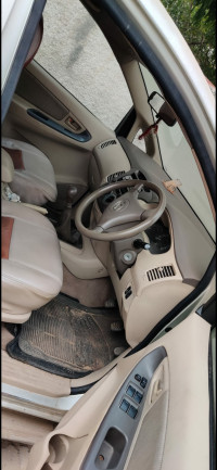 Toyota Innova 2.5 G1