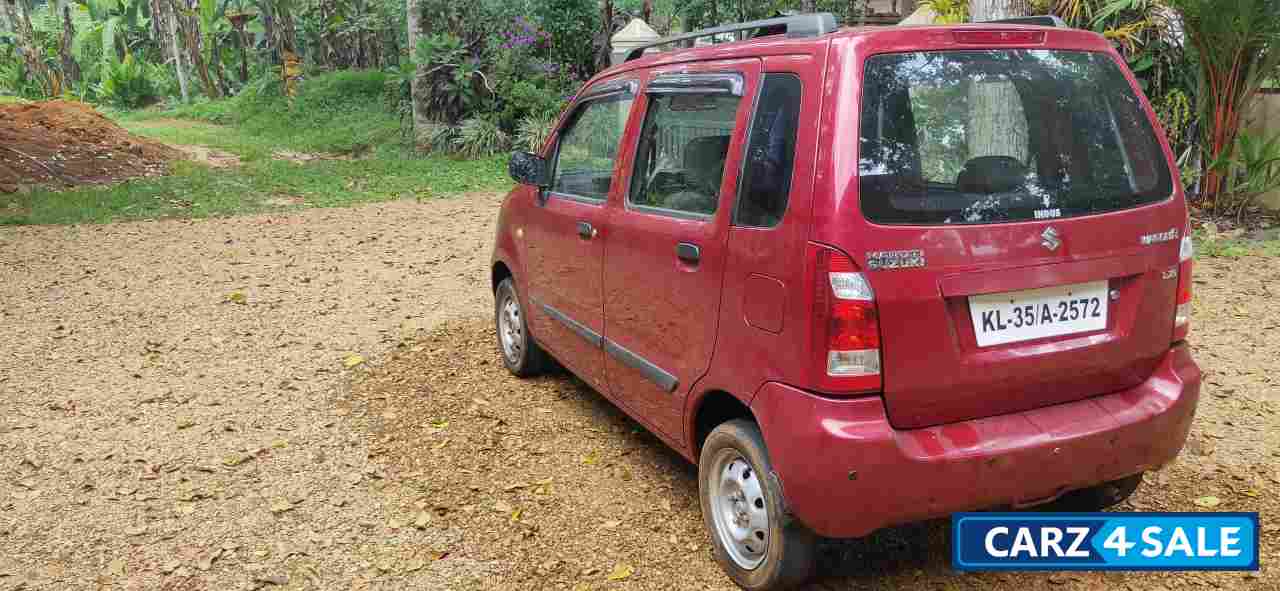 Red Maruti Suzuki Wagon R LXi BS-III