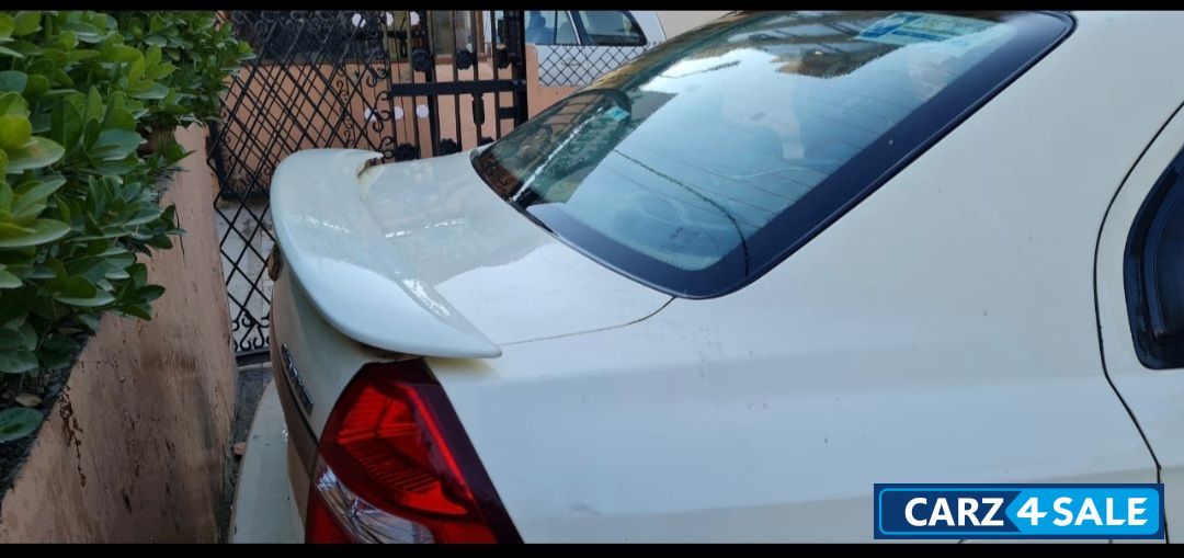 Chevrolet Aveo LT 1.6 ABS Chevrolet Aveo LT 1.6 ABS