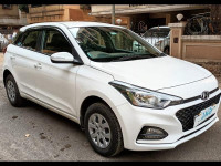 White Hyundai Elite i20 Sportz 1.2