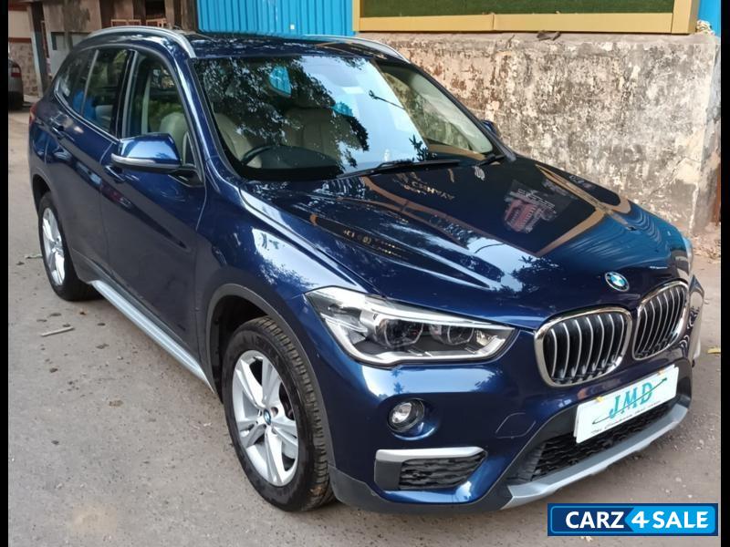 Blue BMW X1 sDrive20d xLine