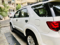 White Toyota Fortuner 3.0 4x2 AT